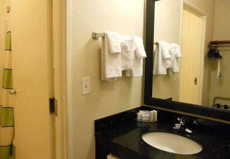 Fairfield Inn By Marriott Loveland Fort Collins Εξωτερικό φωτογραφία